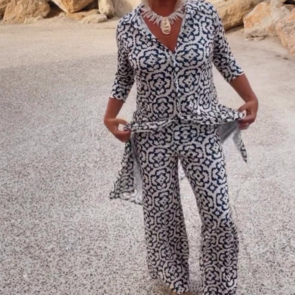 RetroChic™ | Vintage tweedelige damesoutfit met revers en knoopjes - Image 4