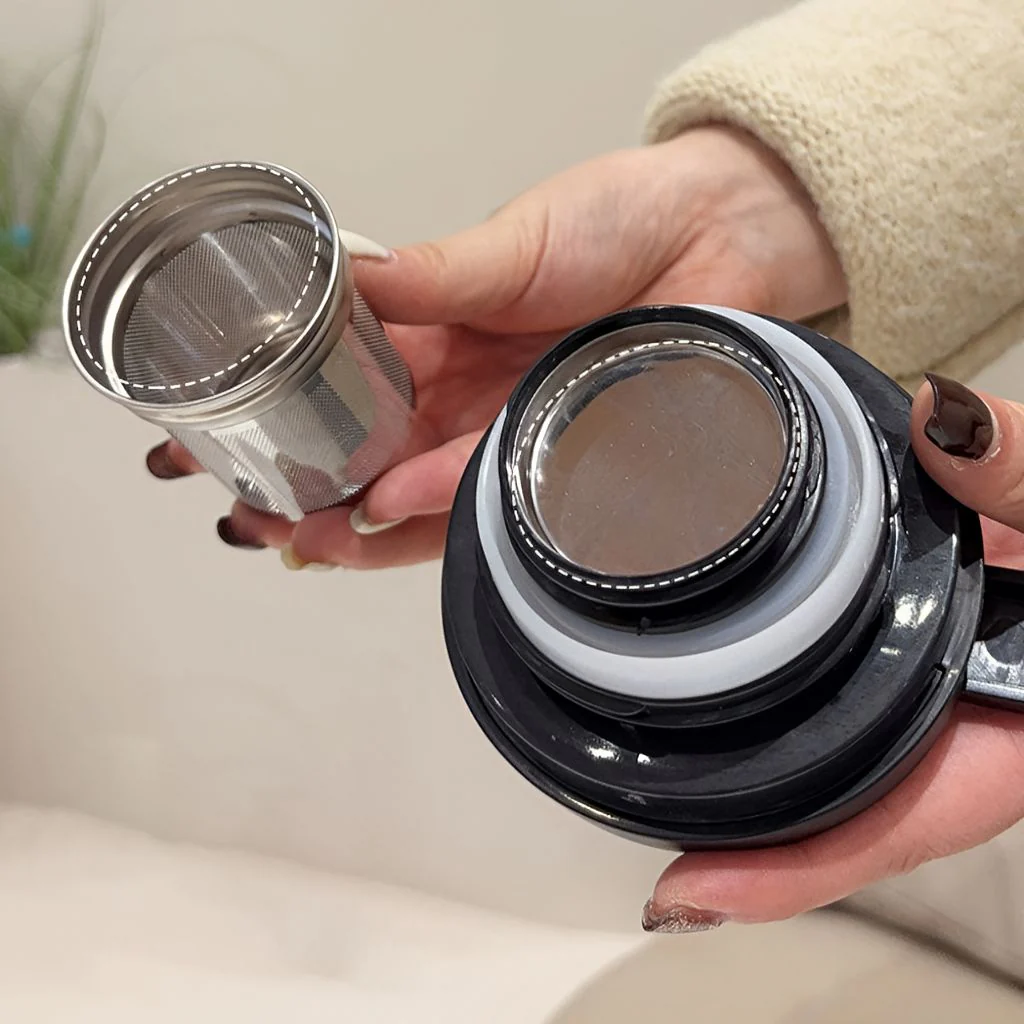 ThermoTheepot: RVS Theepot met zeef voor perfecte thee-ervaring - Image 3