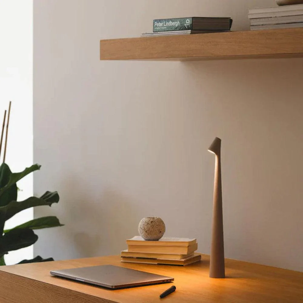 Zuri | minimalistische LED tafellamp - Image 10