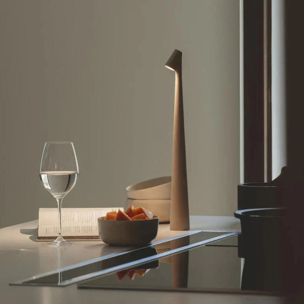 Zuri | minimalistische LED tafellamp - Image 17